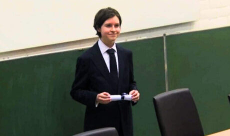 15χρονος αποκτά διδακτορικό στη κβαντική φυσική!