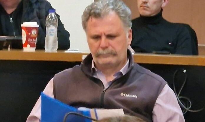 Κατέρρευσε ο αντιδήμαρχος Σπύρος Γάτος μέσα στο Δημαρχείο στον Βόλο – Υπέστη καρδιακό επεισόδιο