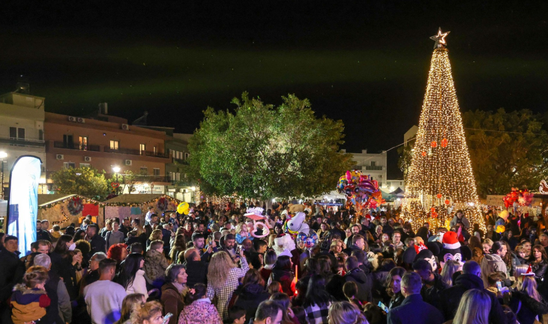 Φωταγώγηση Χριστουγεννιάτικο δέντρο Μαλεβίζι Γάζι