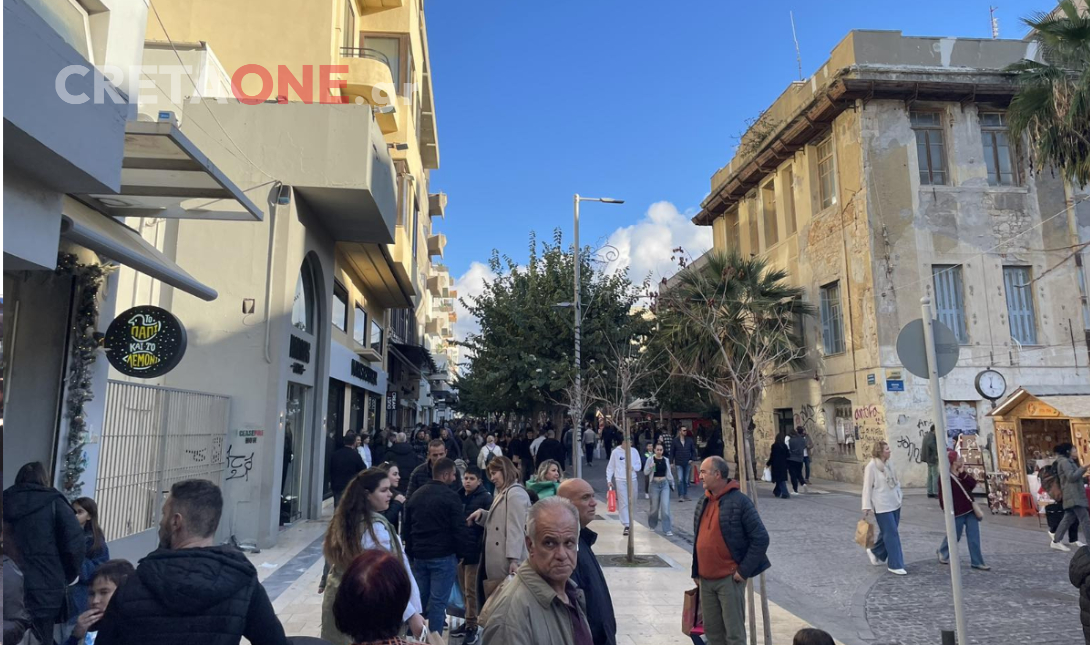 Εορταστικό ωράριο: Τι ώρα θα είναι ανοιχτά τα καταστήματα σήμερα Δευτέρα (22/12) στο Ηράκλειο