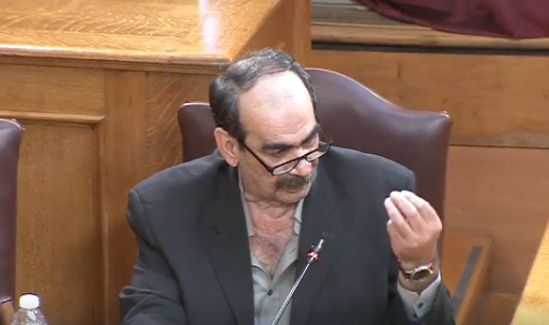 «Το “φραπέ” αλλού – Έχω όνομα και είμαι χριστιανός ορθόδοξος» – Η οργισμένη αντίδραση του Γιώργου Ξυλούρη στην εξεταστική για τον ΟΠΕΚΕΠΕ