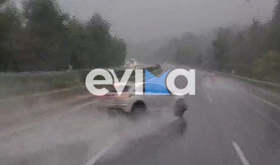 Σοκαριστικό τροχαίο στη Μαλακάσα: Οδηγός χάνει τον έλεγχο του Ι.Χ. και πέφτει πάνω σε λεωφορείο – Δείτε το βίντεο