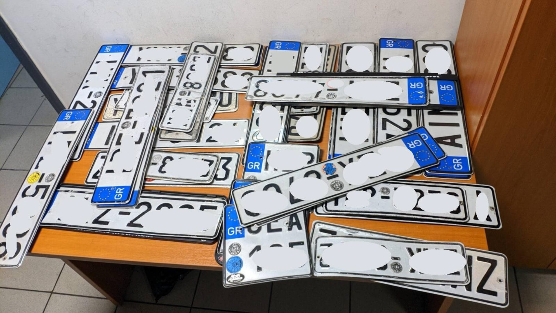 Ξεκινά σήμερα η επιστροφή πινακίδων ΙΧ