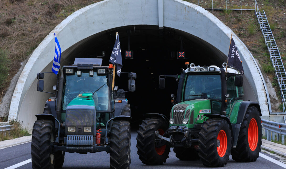 Μπλόκα αγρότες