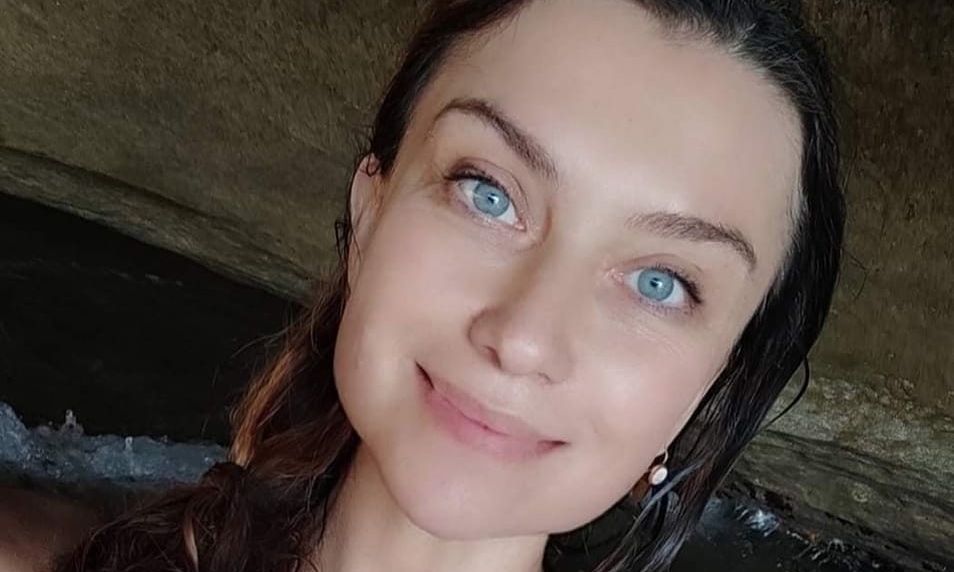 Θλίψη στον καλλιτεχνικό κόσμο: «Έφυγε» από τη ζωή η τραγουδίστρια Κλαούντια Ντελμέρ