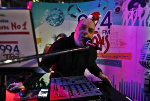 Θλίψη για τον ξαφνικό χαμό γνωστού ραδιοφωνικού παραγωγού