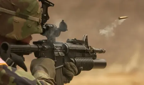 ΟΠΛΑ ΣΦΑΙΡΑ ΣΤΡΑΤΙΩΤΗΣ