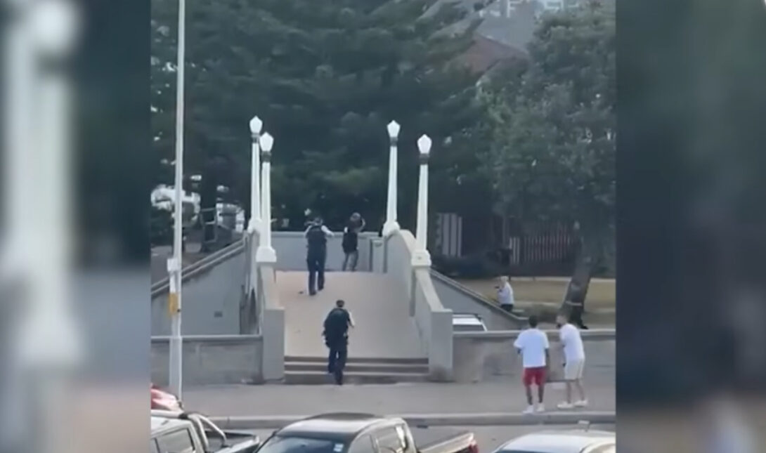 Σίδνεϊ: Αφόπλισε δράστη αλλά πυροβολήθηκε επειδή τον πέρασαν για σκοπευτή