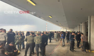 Κρήτη: Τι πρέπει να ξέρετε για τις πτήσεις λόγω αγροτικών μπλόκων σε Ηράκλειο και Χανιά