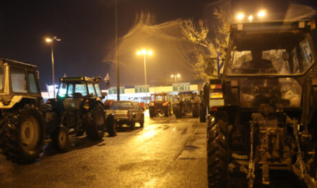 Αγρότες Τρακτέρ Μπλόκα