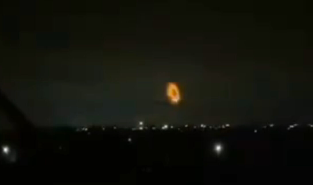 Πυρκαγιά σε ρωσικό διυλιστήριο έπειτα από πτώση συντριμμιών ουκρανικού drone