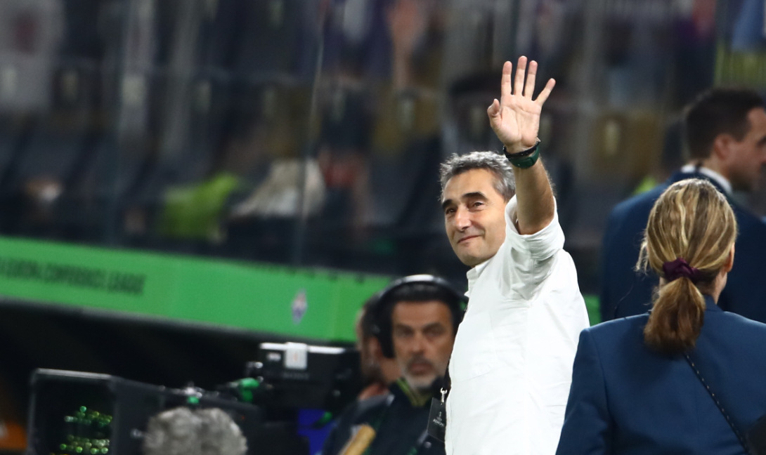 Απίστευτο ξέσπασμα του Ερνέστο Βαλβέρδε σε συνέντευξη Τύπου (βίντεο)