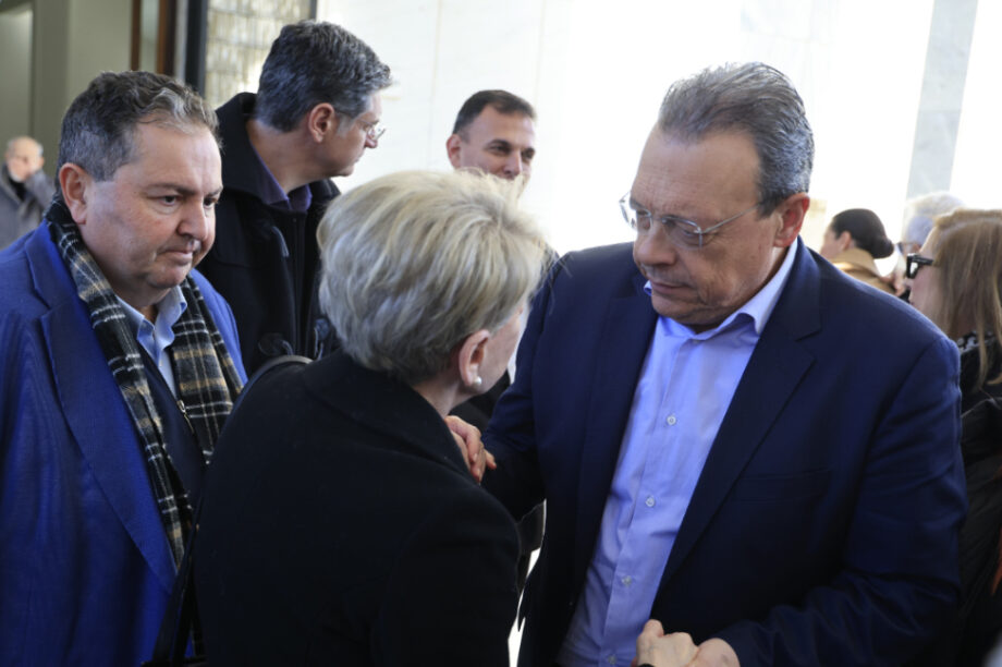 Φάμελλος Κηδεία Ακρίτα