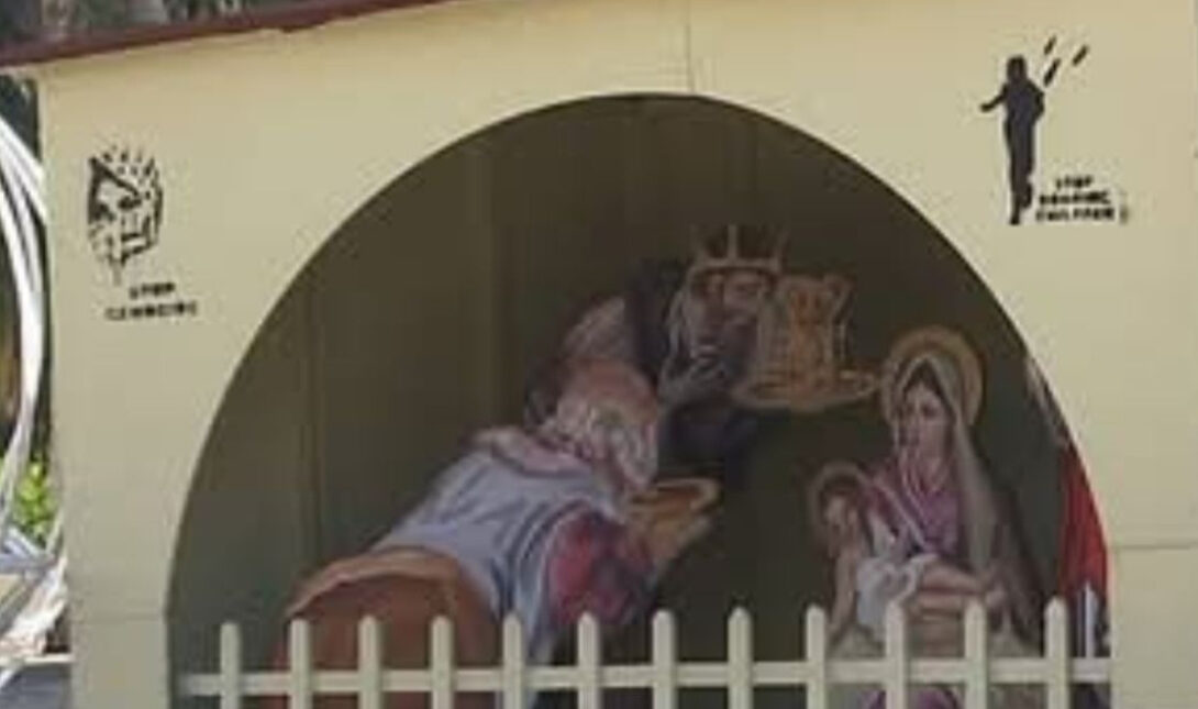 Βεβήλωσαν την φάτνη στην Πλατεία Ελευθερίας!