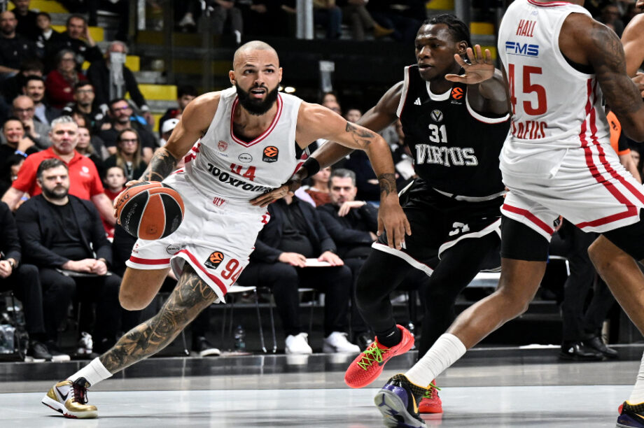 Φουρνιέ Ολυμπιακός Μπολόνια