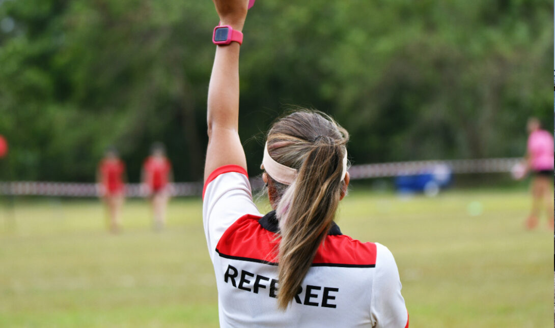 Γυναίκα Διαιτητής
