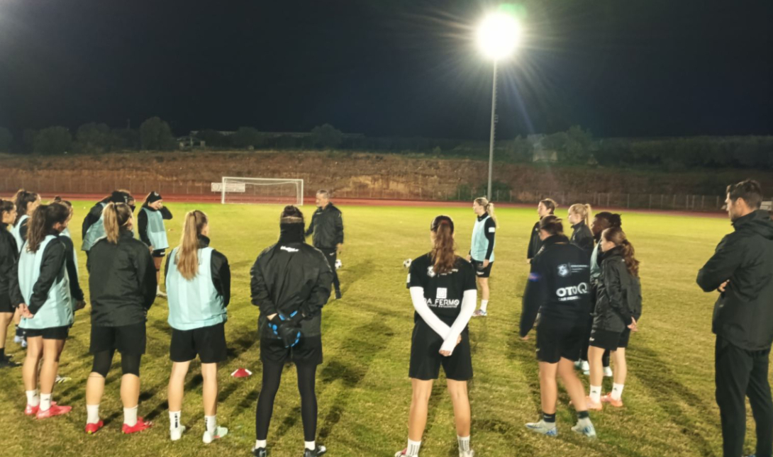 Κατηκαρίδης: «Με νοοτροπία νικητή κόντρα στον ΠΑΟΚ» (βίντεο)