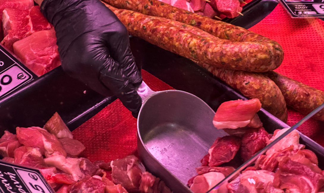 Στο πλευρό των αγροτών οι κρεοπώλες, καλούν σε κλείσιμο των καταστημάτων τους στις 14/12