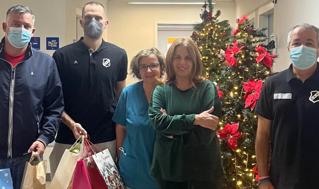 ΟΦΗ BC: Επίσκεψη αγάπης στην Αιματολογική Κλινική Παίδων του ΠΑΓΝΗ