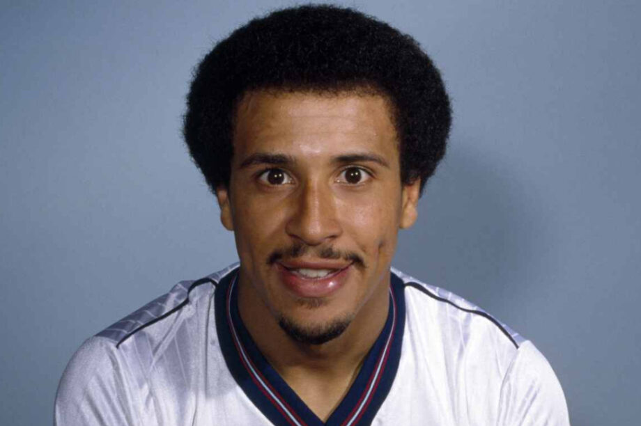 Ρέμι Μόουζες