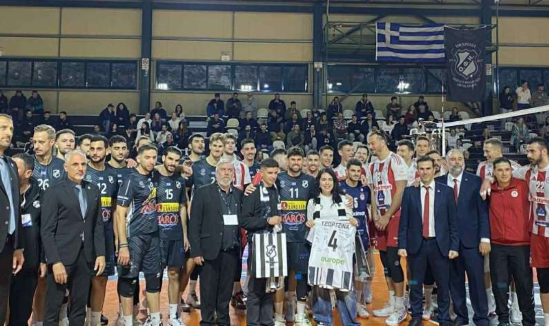 Ερασιτέχνης ΟΦΗ: Η συγκινητική βράβευση του Κωνσταντίνου Τσαγκατάκη (βίντεο)