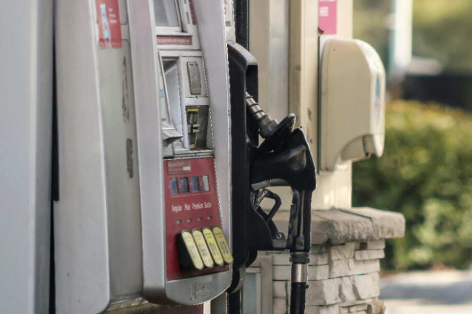 Βενζίνη Βενζινάδικο