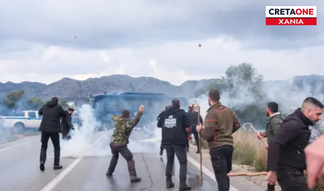 Κρήτη: Αστυνομικοί Χανίων για τα επεισόδια στο αεροδρόμιο – «Ποιος εξέθεσε τους συναδέλφους στην οργή του όχλου;»