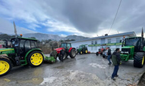 Κρήτη: «Φουλάρουν» για τις κινητοποιήσεις οι αγρότες στο Οροπέδιο Λασιθίου (Βίντεο)