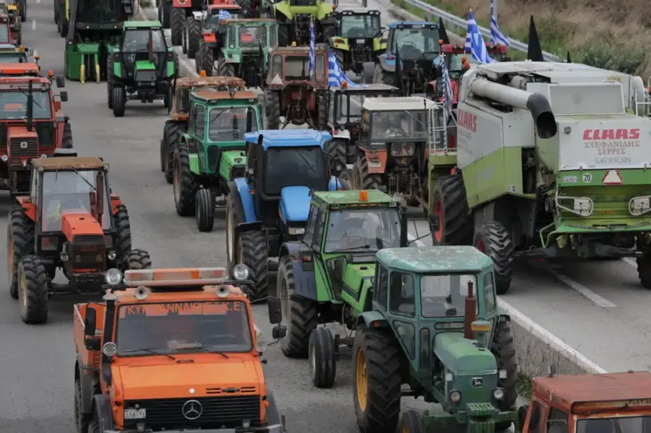 ΜΠΛΟΚΑ ΑΓΡΟΤΕΣ ΚΙΝΗΤΟΠΟΙΗΣΕΙΣ