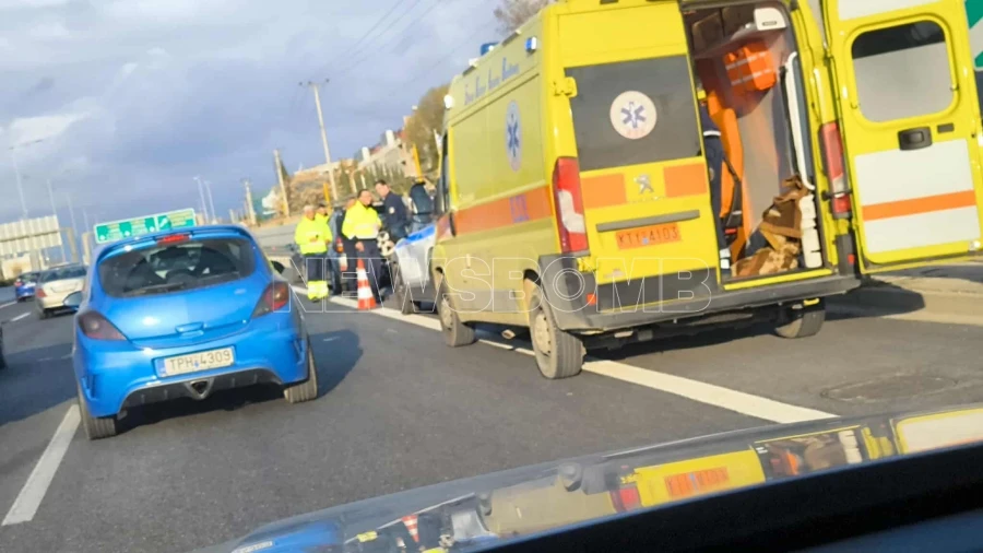 Τροχαίο ατύχημα στον Κηφισό – Καθυστερήσεις στο δρόμο (Φωτογραφίες)