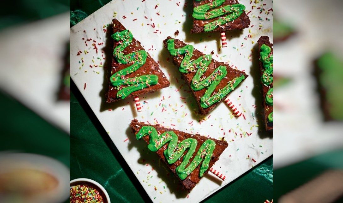 Μπράουνι χριστουγεννιάτικα δεντράκια