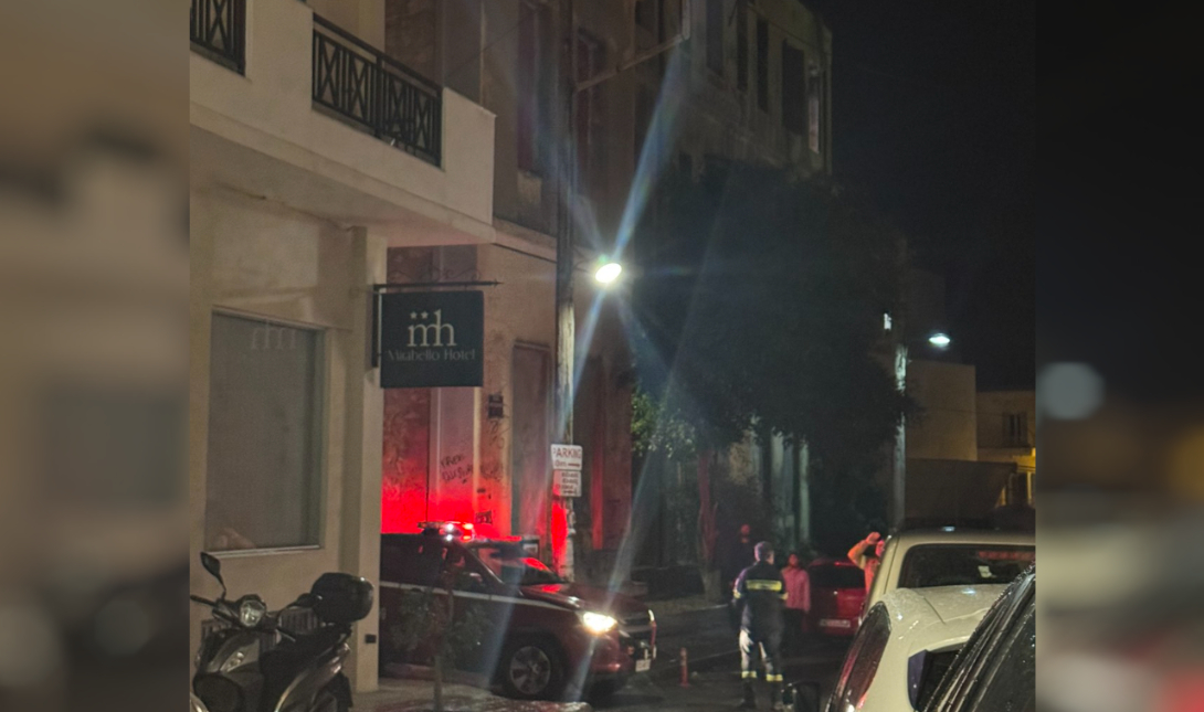 Συναγερμός στο Ηράκλειο: Φωτιά σε στύλο της ΔΕΗ κινητοποίησε την Πυροσβεστική (Φώτο, βίντεο)