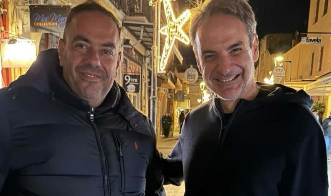 Στα Χανιά ο Κυριάκος Μητσοτάκης – Που έκανε βόλτα (φωτογραφίες)