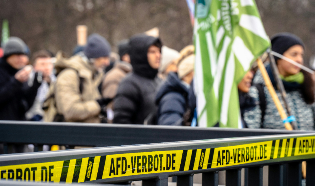 Γερμανία: Εξαρθρώθηκε τρομοκρατική νεοναζιστική οργάνωση – Κατηγορούνται για απόπειρες δολοφονίας και εμπρησμούς