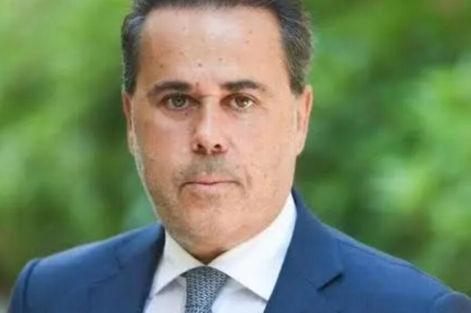 Παπασταύρου Υπουργός