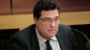 Πασίγνωστος δημοσιογράφος αποκάλυψε ότι έχει καρκίνο του προστάτη