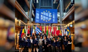 Χερρονάσιος Σχολή: Μαθητές του Εκπαιδευτηρίου στο Ευρωκοινοβούλιο στο Στρασβούργο