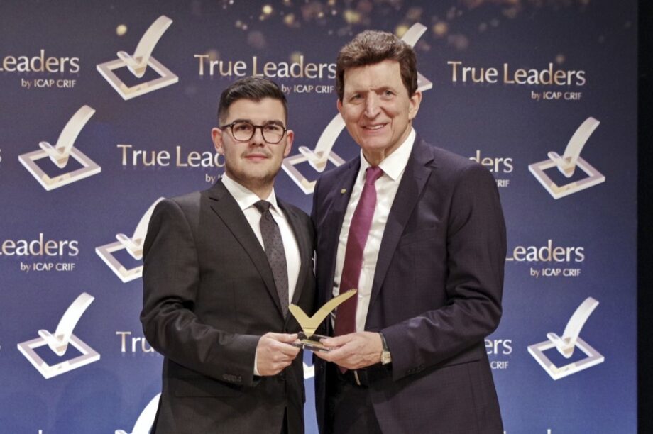 Καράτζης true leader