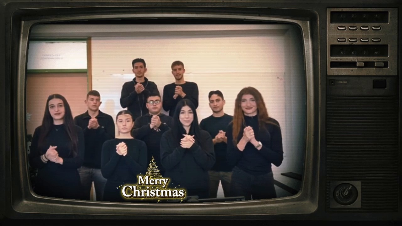 «Τρίγωνα κάλαντα» στη νοηματική γλώσσα από τους μαθητές του 1ου ΕΠΑΛ Αρκαλοχωρίου