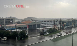 Ο χειμώνας επέστρεψε στην Κρήτη: Άνοιξαν οι ουρανοί στο Ηράκλειο – Έπεσε χαλάζι στην ΒΙΠΕ – Δείτε φωτό και βίντεο