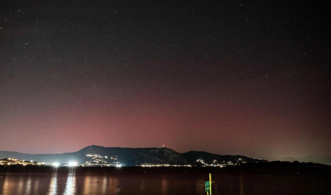 Ηλιακή καταιγίδα «χτύπησε» και την Ελλάδα – Δείτε εντυπωσιακές εικόνες