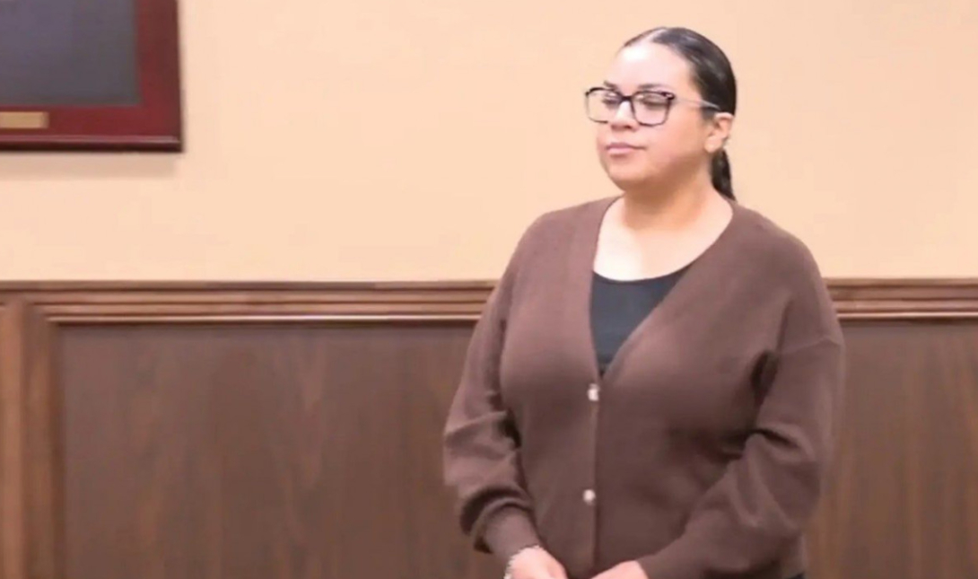 Φρίκη στις ΗΠΑ: Δασκάλα βίασε 14χρονο μαθητή μέσα στο αυτοκίνητό της (φωτογραφίες)