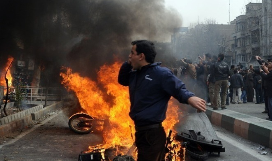 «Κόλαση» στο Ιράν: Πάνω από 500 οι νεκροί διαδηλωτές – Σε καθεστώς διαδικτυακού μπλακ άουτ η χώρα