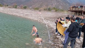 Κατάδυση στον ίσκιο του γέρου Ψηλορείτη – Ρίψη του Τιμίου Σταυρού στη Γέργερη