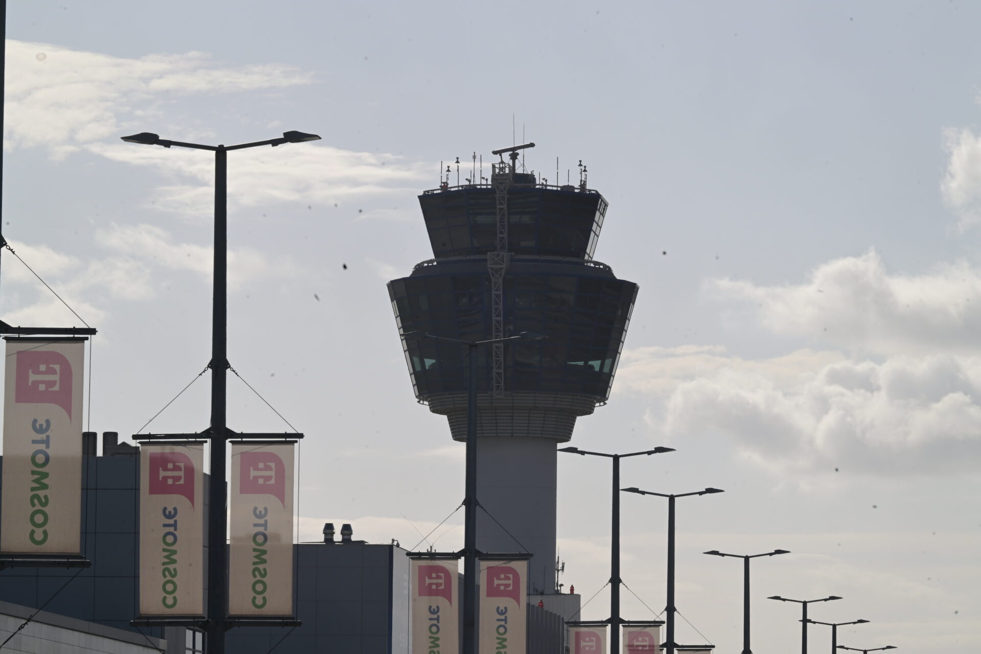 FIR Αθηνών: Εισαγγελική έρευνα για το χάος στα αεροδρόμια