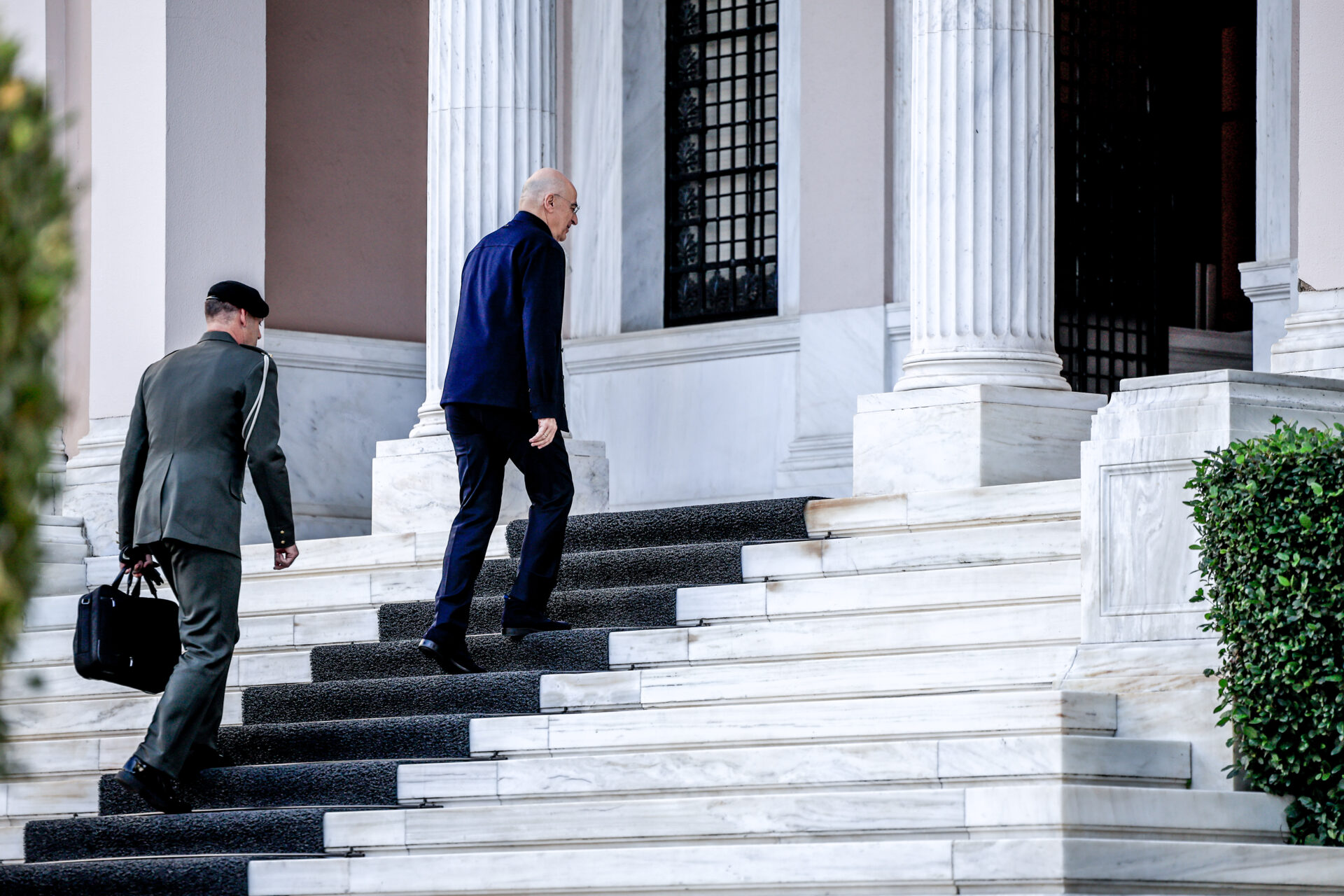 Συνεδριάζει το ΚΥΣΕΑ υπό τον Πρωθυπουργό: Στο επίκεντρο οι κρίσεις στις Ένοπλες Δυνάμεις