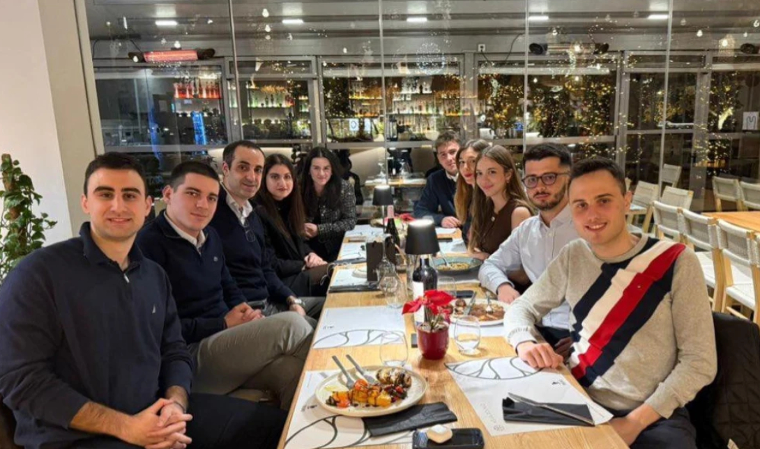 Γρηγόρης Δημητριάδης: Συναντήθηκε με μέλη της ΟΝΝΕΔ και της ΔΑΠ – ΝΔΦΚ