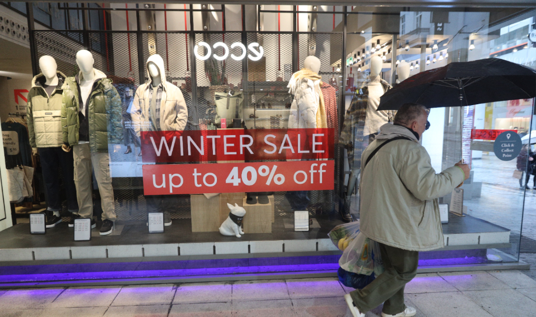 Ξεκινούν οι χειμερινές εκπτώσεις στο Ηράκλειο: Ποιες Κυριακές θα είναι ανοικτά τα καταστήματα