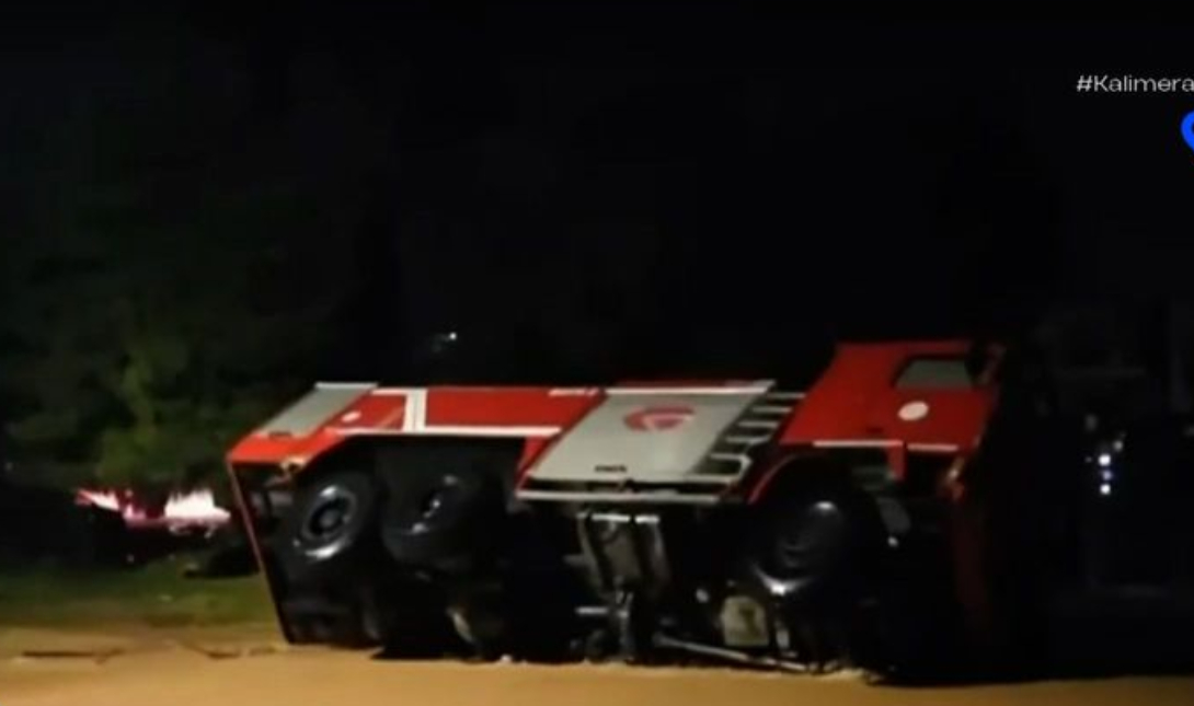 Κακοκαιρία στην Αττική: Πυροσβεστικό όχημα τούμπαρε από την ισχυρή βροχόπτωση – Δείτε βίντεο