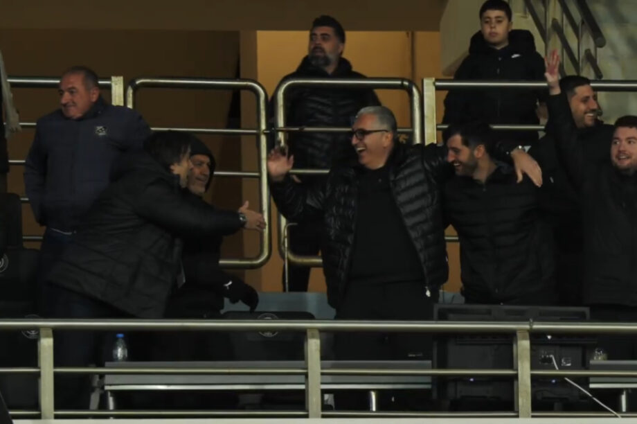 Μπούσης Παρακάμερα